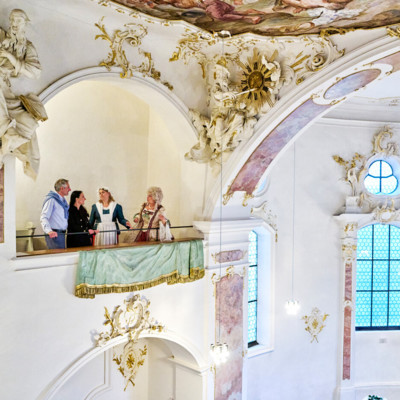Kostümführung im Neuen Schloss Tettnang mit Besichtigung der ehemaligen Repräsentationsräume der Grafen von Montfort.